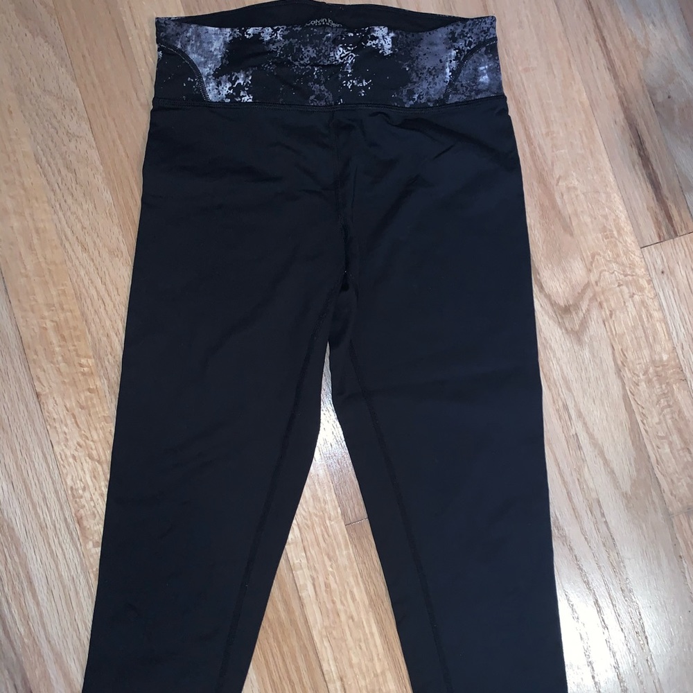 Calvin Klein Performance Cropped Yoga Pants